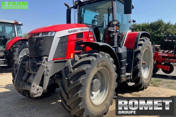 Massey Ferguson 8S.205 Traktor 133.250 €