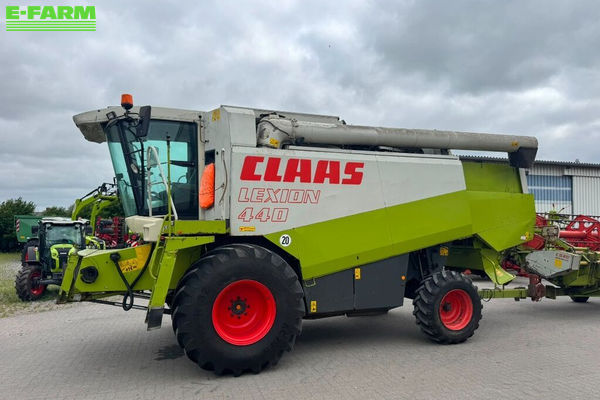 Claas Lexion 440 Combine harvester €46,000