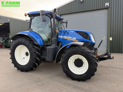 E-FARM: New Holland T7.210 - Tractor - id RIAQAJI - €80,502 - Year of construction: 2022 - Engine hours: 4,600,United Kingdom