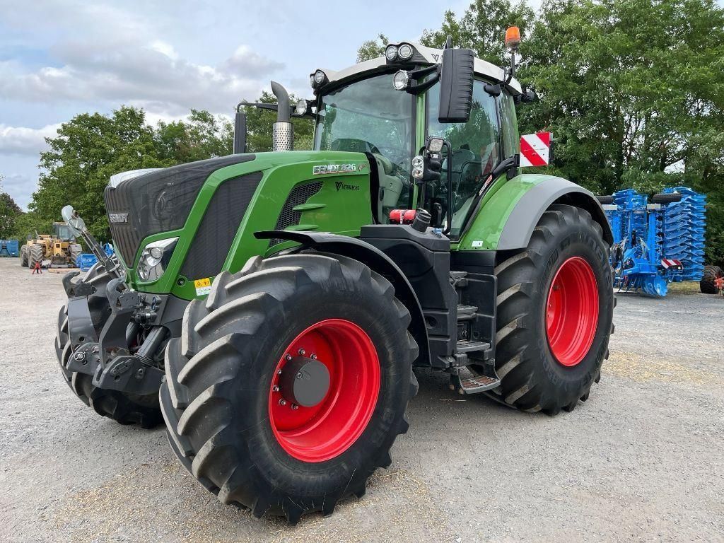 Fendt 826 Vario Profi Plus Traktor 146.000 €