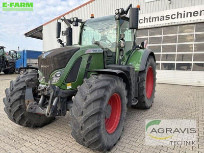 E-FARM: Fendt 724 Vario Profi Plus - Tractor - id XQCLYDS - €99,900 - Year of construction: 2020 - Engine hours: 5,908,Engine power (HP): 233,Germany