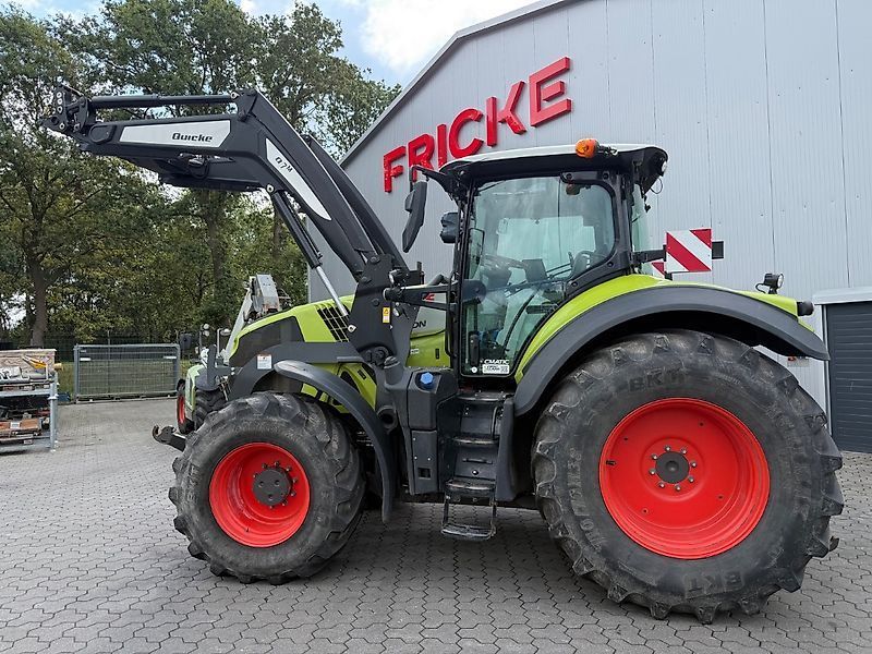 Claas Axion 810 CMATIC Tractor €82,500