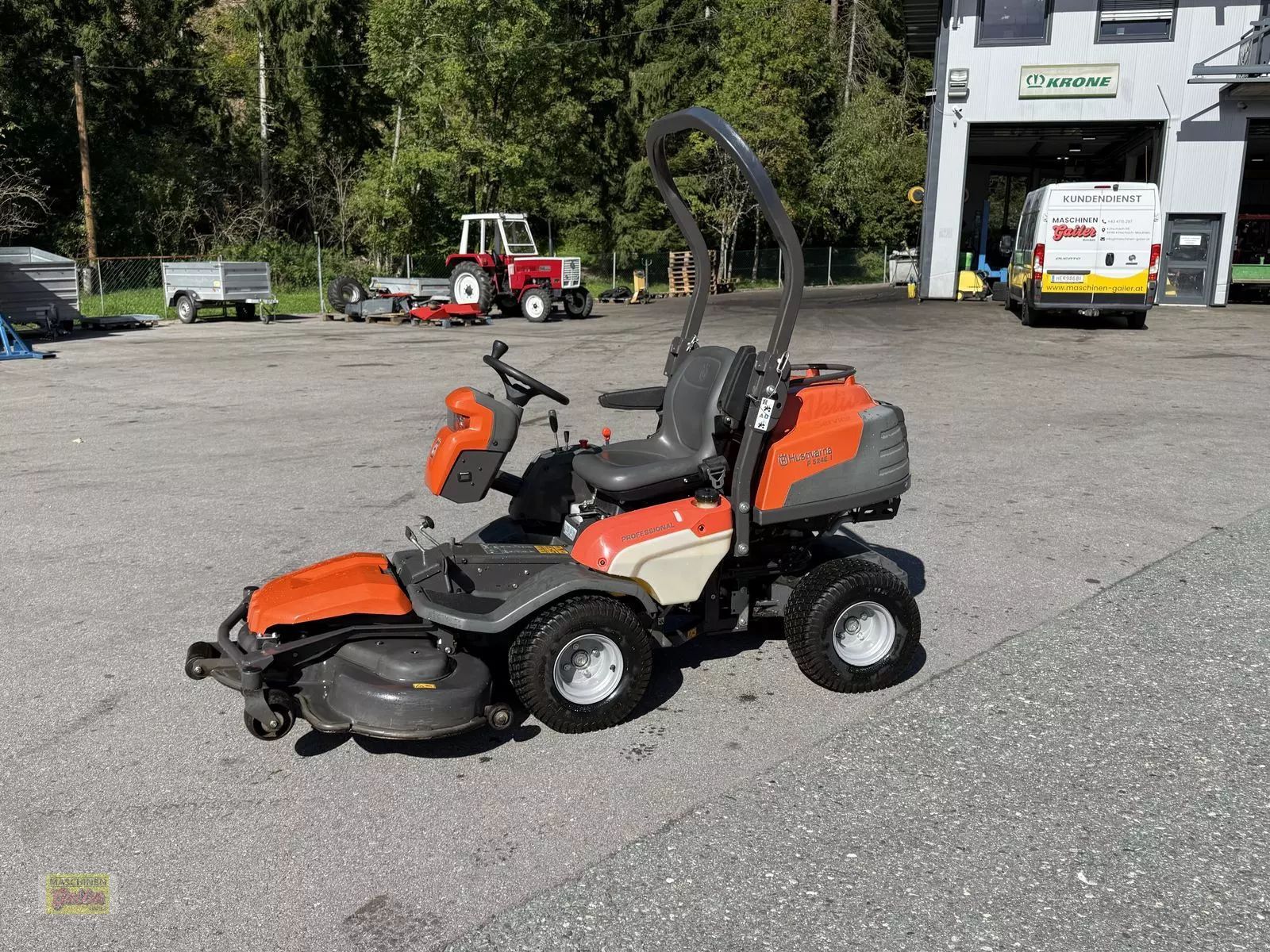 Husqvarna P 524X EFI Lawn mower €9,800