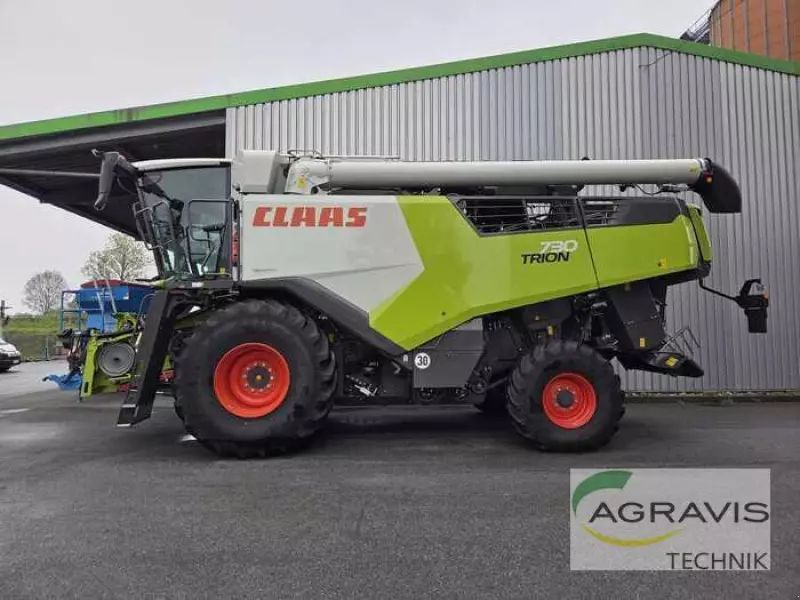 Claas Trion 730 Combine harvester €279,900