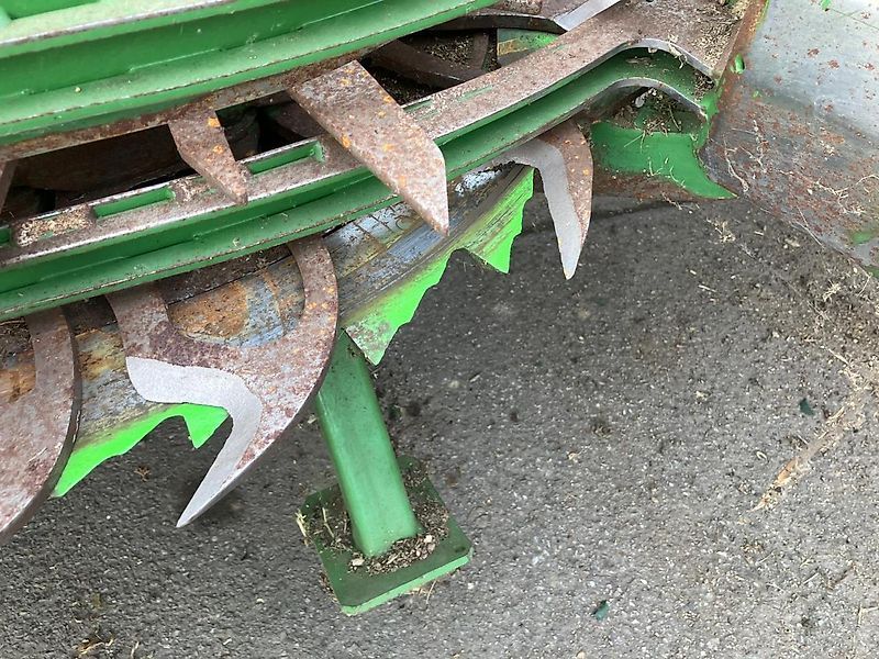 Krone EasyCollect 750-3 Header €14,000