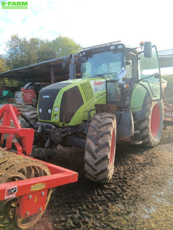 Claas Axion 810 Tractor €33,500