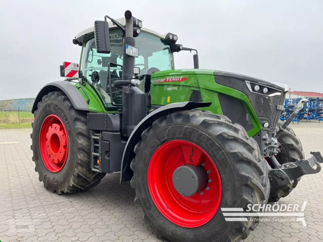 Fendt 939 Vario Profi Plus Tractor €249,885