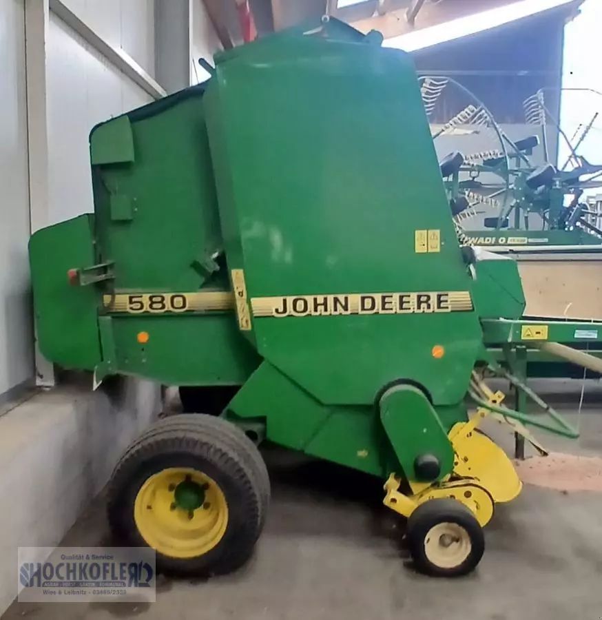 John Deere 580 Presă de balotat 8.407 EUR