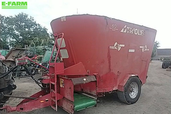 TRIOLIET solomix ii 2000 vl Mixer feeder €8,000