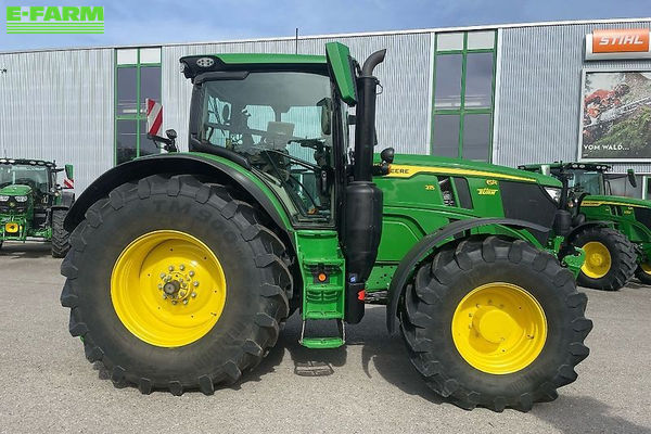 John Deere 6R 215 Tractor €159,500