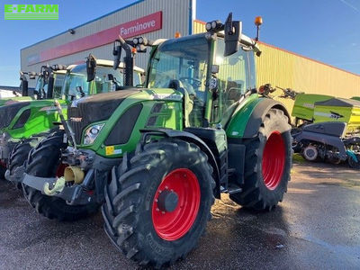 E-FARM: Fendt 516 Vario Profi - Tractor - id 2QEWWQQ - 108.000 € - Año: 2018 - Horas: 2.670,Potencia del motor: 160,Francia
