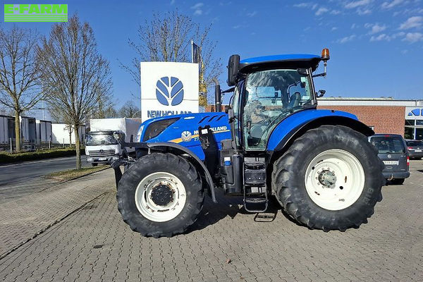 New Holland T7.230 AC Τρακτέρ 88.000 €
