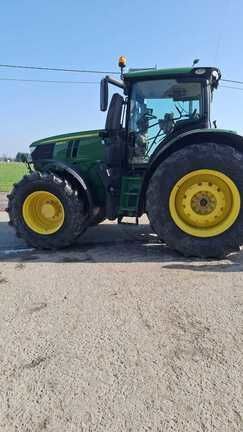 John Deere 6250 R Tractor €101,000