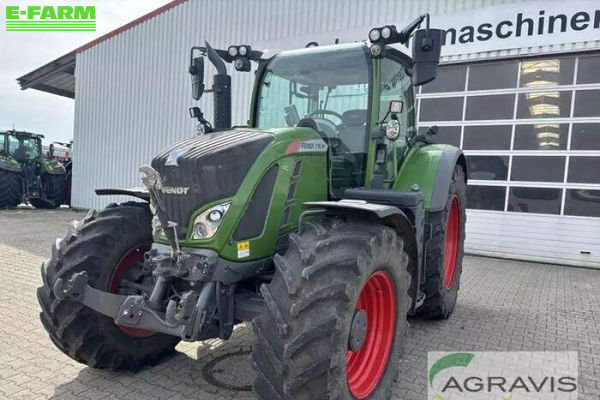 Fendt 718 Vario Tractor €107,900