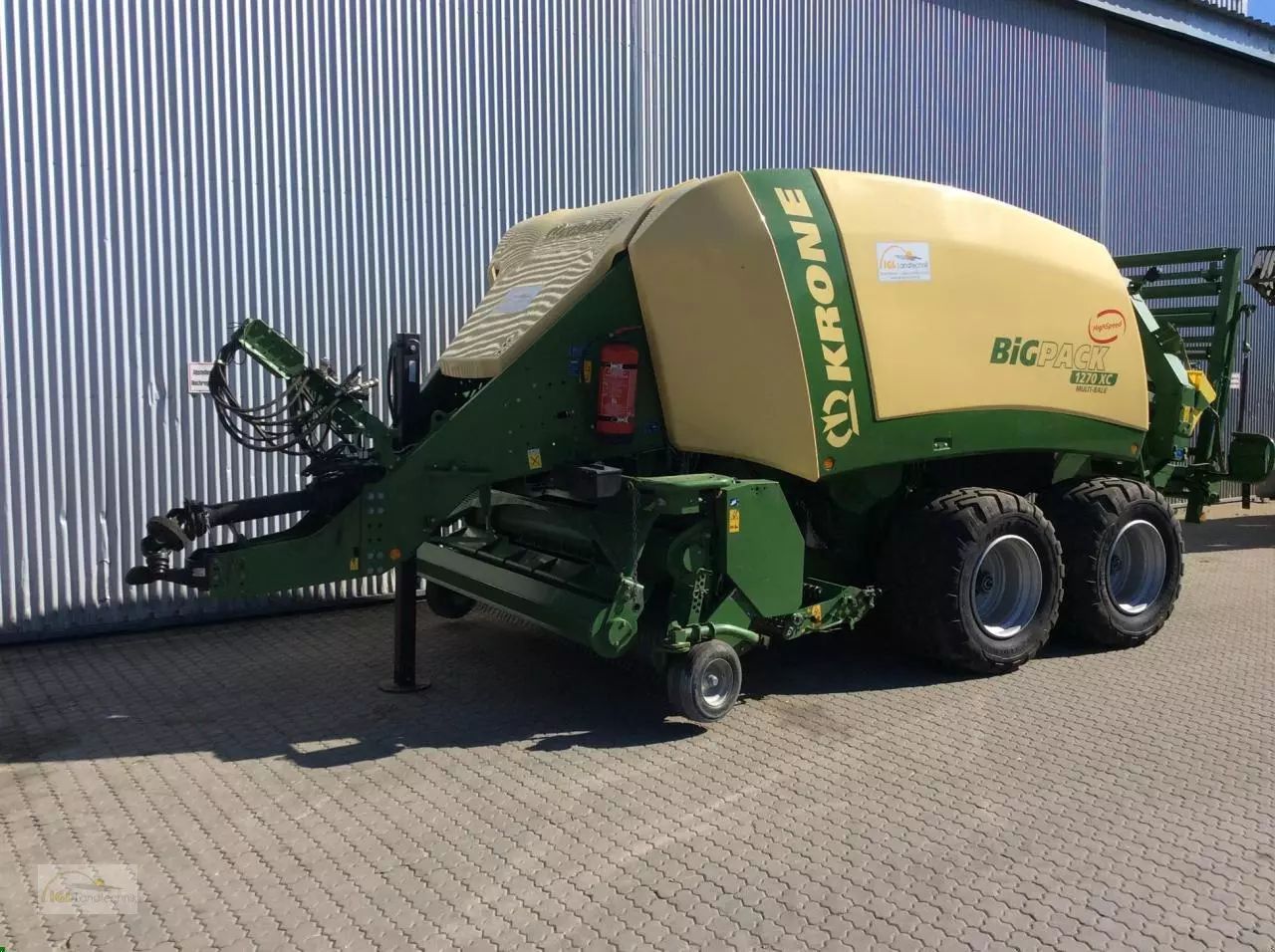 Krone Big Pack 1270 XC Baler €89,000