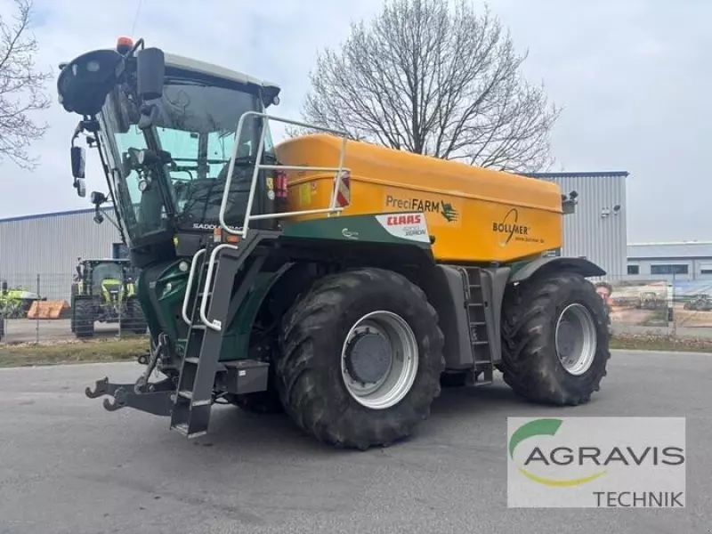 Claas Xerion 4200 Saddle Trac Tractor €159,900