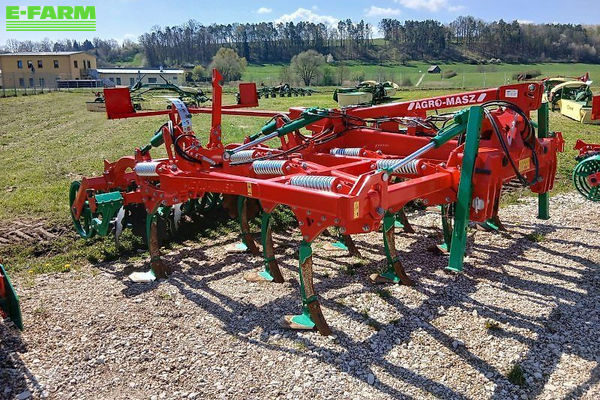 AGRO-MASZ runner 40 h + u-ring-walze 600 Cultivator €16,800