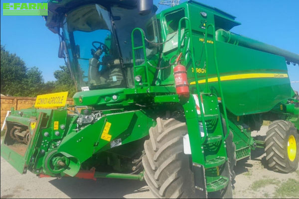 John Deere T 660 HM Combine harvester €240,000