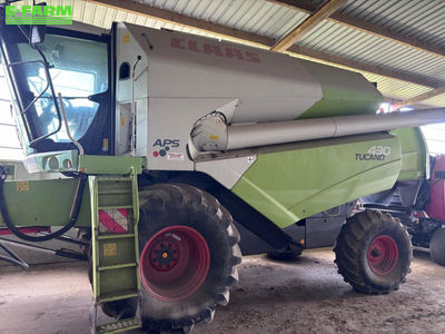 E-FARM: Claas Tucano 430 - Combine harvester - id Y5LGNQV - €74,022 - Year of construction: 2008 - Engine hours: 2,607,Engine power (HP): 255,United Kingdom