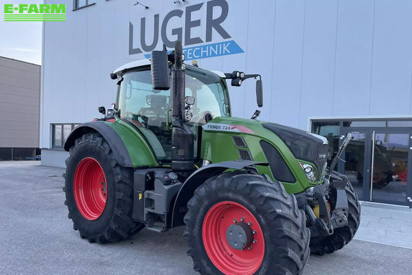 Fendt 724 Vario Profi Plus Tractor €119,391