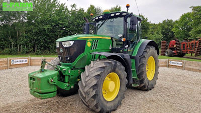 E-FARM: John Deere 6215 R - Traktor - id QDXDHF9 - 94.812 € - Baujahr: 2019 - Abgelesene Motorstunden: 4.281,Motorleistung (PS): 233,Vereinigtes Königreich