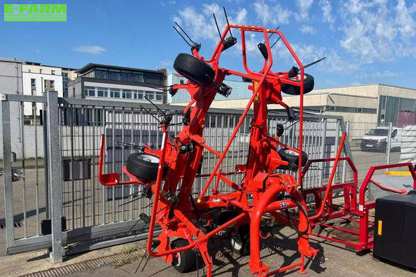 Kuhn GF 5903 Prevrtači sena 11 250 €