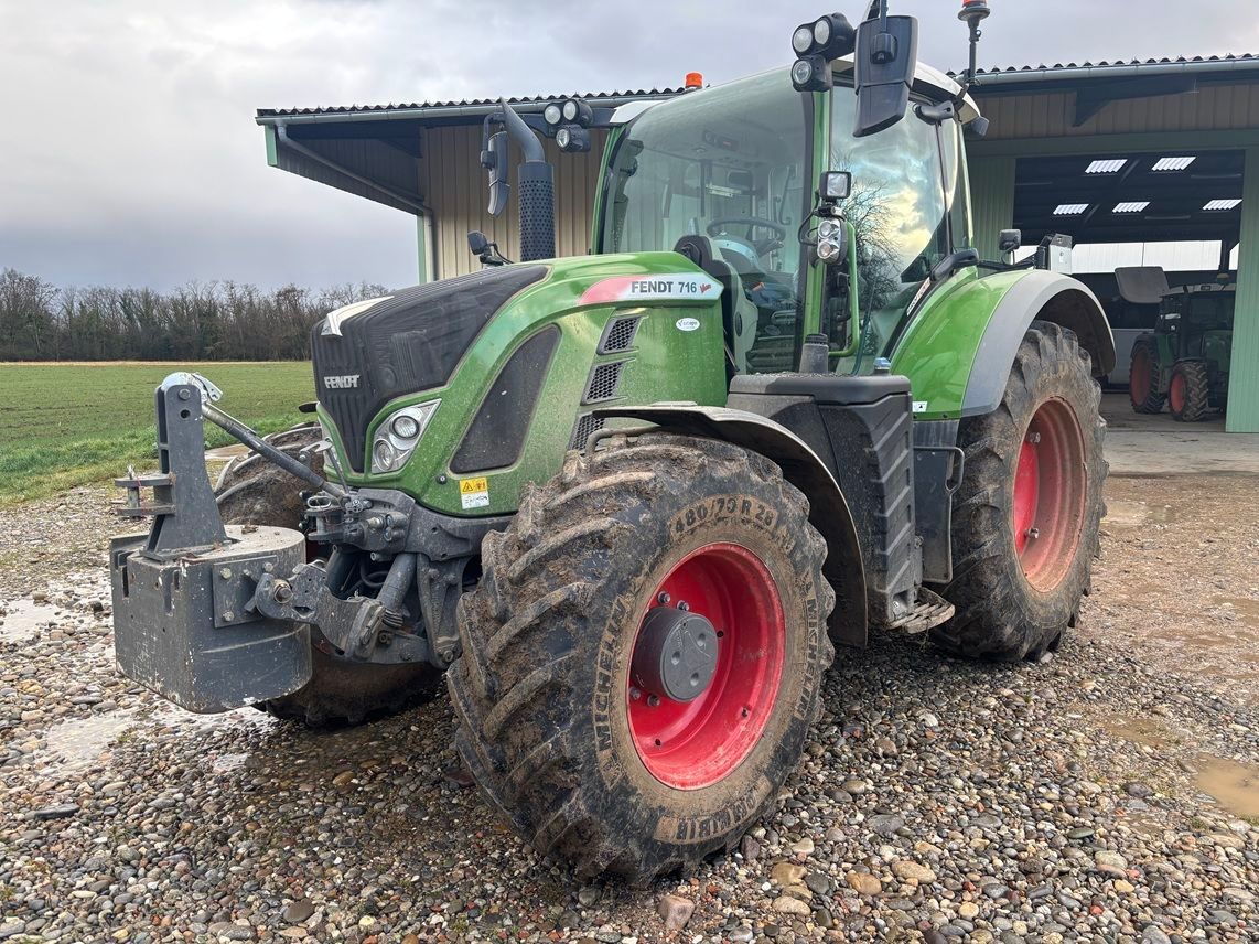 Fendt 716 Vario Tractor 119.000 EUR