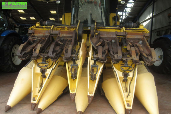 New Holland 856 Header €19,500