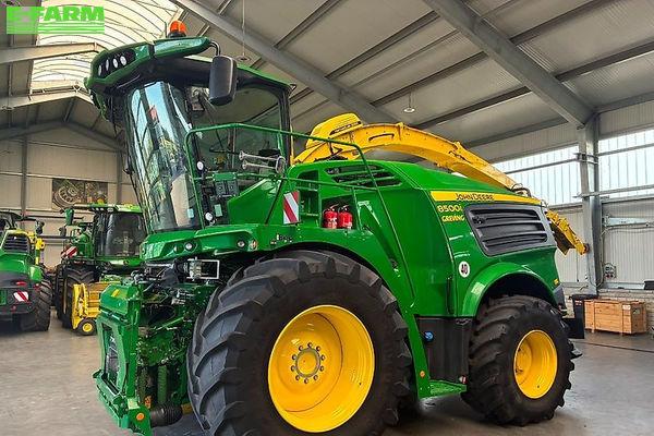 John Deere 8500 Selvkørende grønthøster 245.000 €