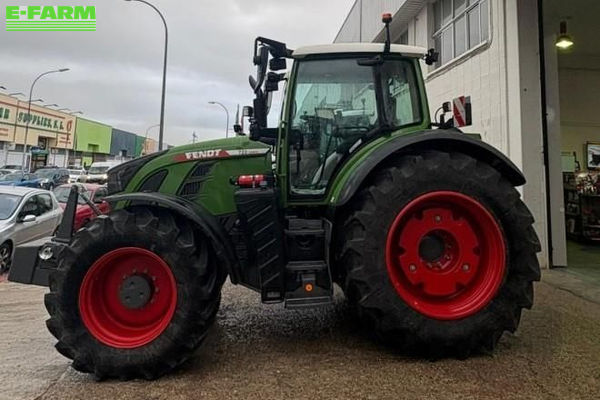 Fendt 722 Vario Tractor €191,508