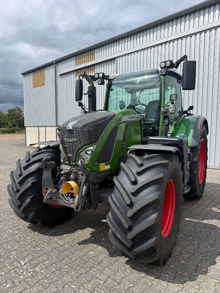 Fendt 724 Vario Tractor €99,000