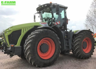 E-FARM: Claas Xerion 4200 Trac - Tractor - id VKG7B4K - €218,500 - Year of construction: 2021 - Engine hours: 4,035,Engine power (HP): 458,Germany