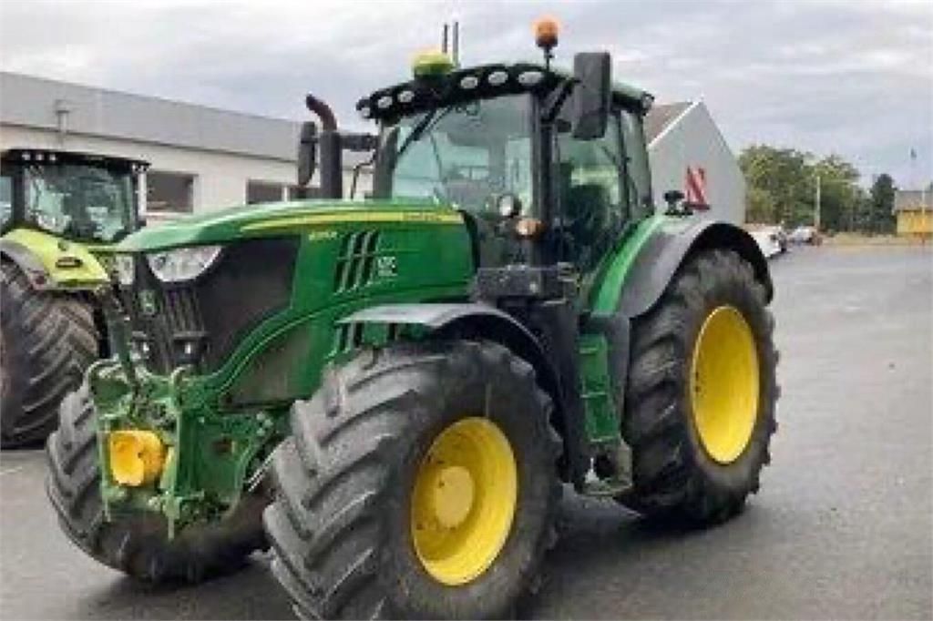 John Deere 6215 R Traktor 95.833 €