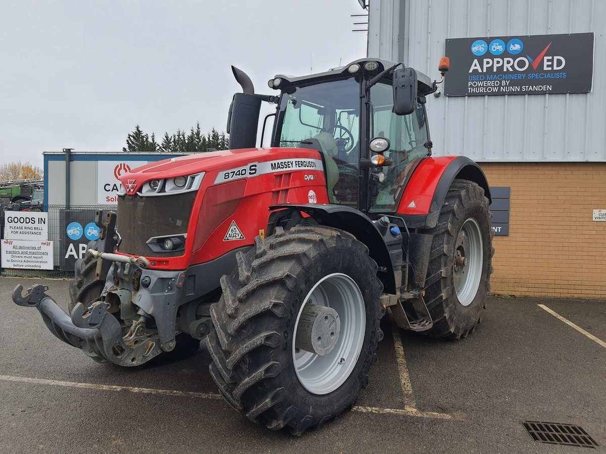 Massey Ferguson 8740 S Tractor 140.604 €