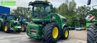 E-FARM: John Deere 9700 - Selvkørende grønthøster - id T7XNS3C - 263.000 € - Produktionsår: 2022 - Motortimer: 2.093,Motoreffekt (HP): 770,Belgien