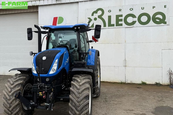 New Holland T7.270 AC Tractor €155,000