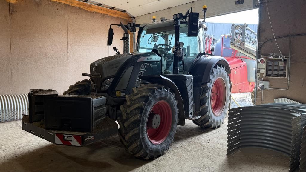 Fendt 720 Vario Profi Plus Tractor 108.000 EUR