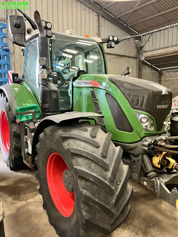 Fendt 724 Vario Profi Plus Tractor €120,000