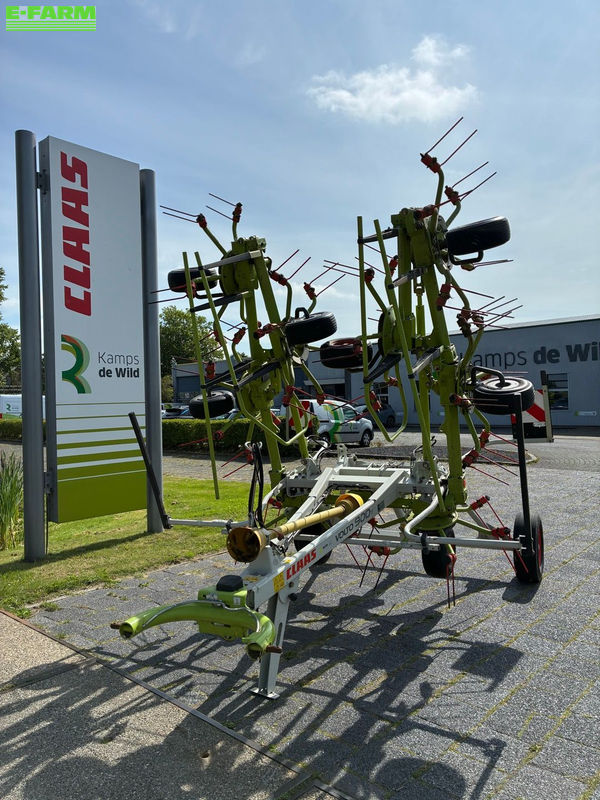 Claas Volto 900 T Tedder €12,000