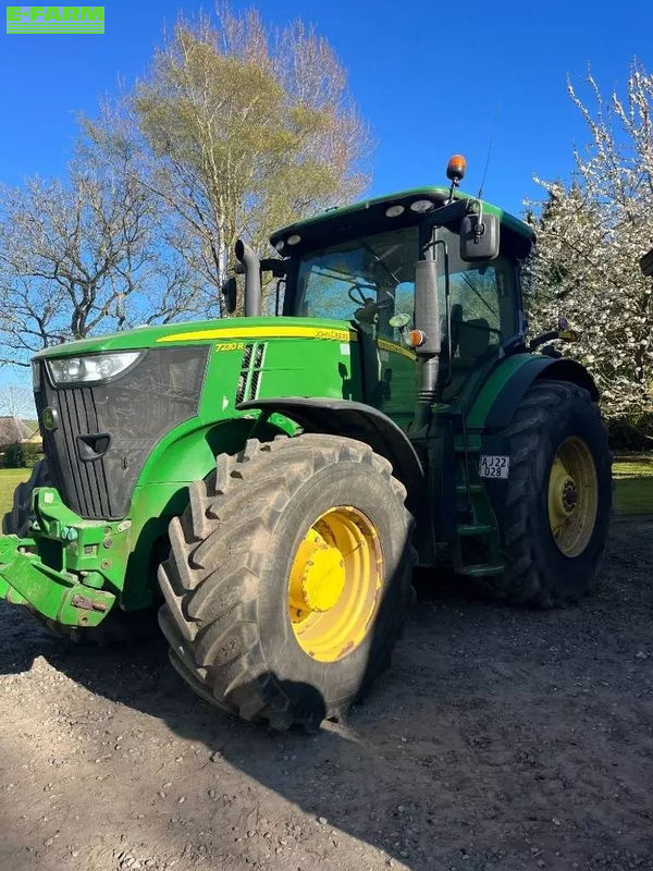 John Deere 7230 R Tractor €51,506