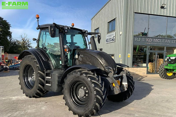 Valtra N 135 Tractor €79,753