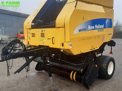 E-FARM: New Holland T 7070 - Baler - id NRMNEVL - €7,500 - Year of construction: 2012 - Germany