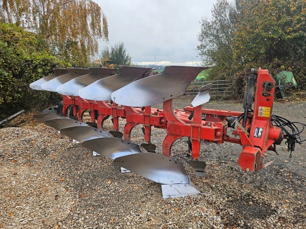 GREGOIRE BESSON rwb7 516 160 90 Plough €9,500