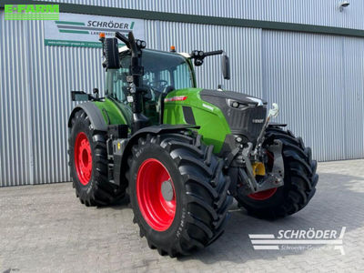 E-FARM: Fendt 728 Vario - Traktor - id HGWSNJW - 239.885 € - Baujahr: 2025 - Abgelesene Motorstunden: 844,Motorleistung (PS): 300,Deutschland