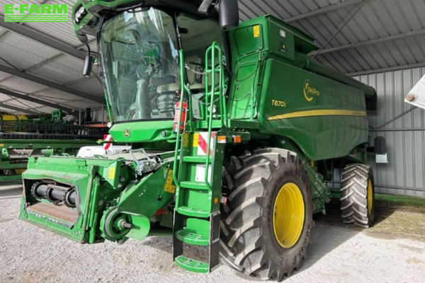 John Deere T 670 Combine harvester €235,000