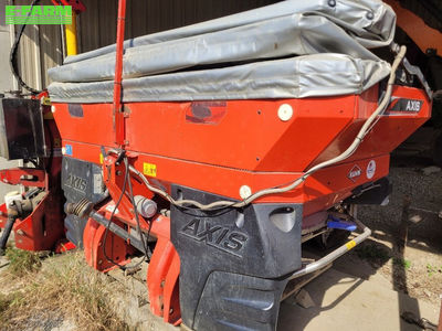 E-FARM: Kuhn axis 20.2 m-emc - Fertiliser spreader - id UW1BMGI - €10,500 - Year of construction: 2019 - France