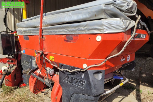 Kuhn axis 20.2 m-emc Fertiliser spreader €10,500