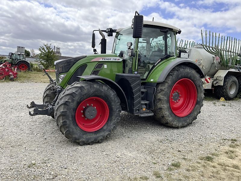 Fendt 718 Vario Profi Plus Tractor €117,500