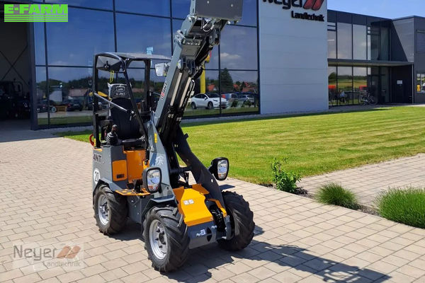 Giant G1100 Tele Tele wheel loader €26,900