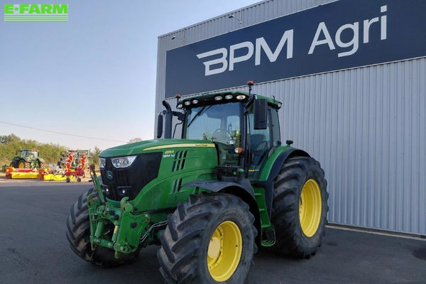 John Deere 6195 R Tractor €88,000